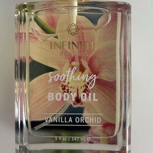 Soothing body oil by Infinite beauty